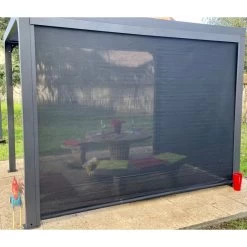 Pergola Bioclimatique Aluminium Anthracite 7,20m² Toit Avec Lames Ovales Aluminium + 2 Rideaux Gris Pour Les Côtés – HABRITA -Boutique De Jardin pergola bioclimatique aluminium anthracite 720m toit avec lames ovales aluminium 2 rideaux gris pour les cotes habrita 5