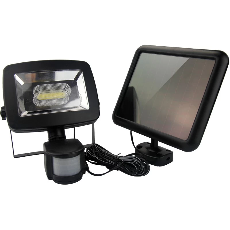 Spot Solaire Mural Clark 500lm 5W - MUNDUS 3 Spot Solaire Mural Clark 500lm 5W - MUNDUS